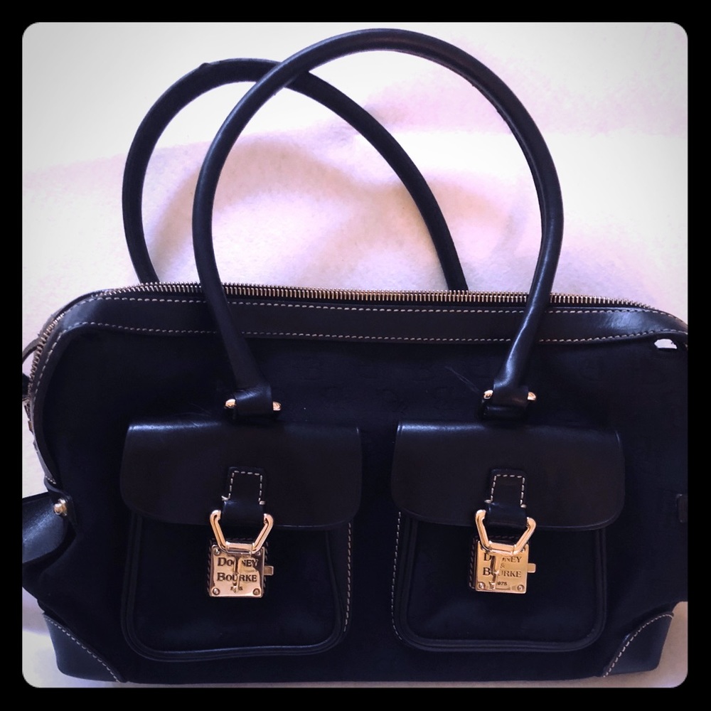Dooney & Bourke